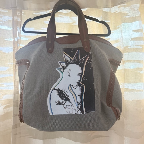 LIEBESKIND Berlin reversible tote bag. - Picture 2 of 3